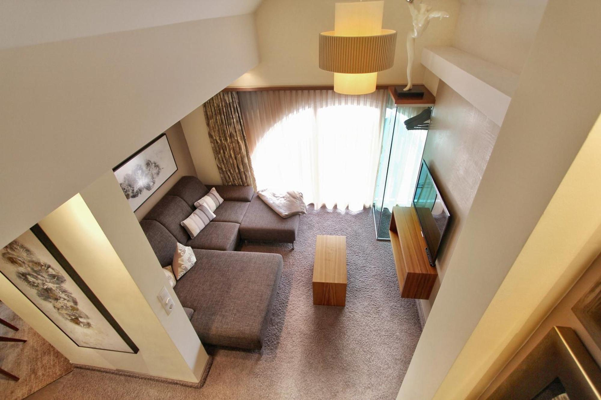 Gruetter Luxury Apartments Ischgl Exterior photo